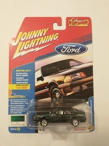 Ford Mustang GT Johnny Lightning Classic Gold 1990 verde esmeralda profundo - Imagen 1 de 3