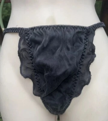 Bragas de colección Victoria’s Secret negras con volantes de seda elásticas tanga L Foto 1 de 4