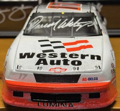 Casa rodante Darrell Waltrip firmada Western Auto Darlington última RWV 1:24 ARC DIN #9 de 60.   Foto 1 de 4