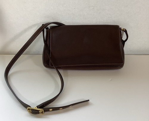 Borsa a tracolla Coach #9599 in pelle marrone scuro Legacy West Demi con patta vintage usata in ottime condizioni