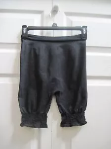 Vintage Women's Small Black Activewear Shorts Gathered Hemline - Picture 1 of 7