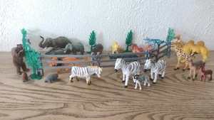 Large ZooAnimal Bundle X 25 With 4x Fencing & 6x Trees 35 Pieces In Total.       - Picture 1 of 15