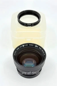 Raynox Wide Angle Video Lens Adapter HD747-W 0.7X With 55 & 49mm Step Down Rings - Picture 1 of 5
