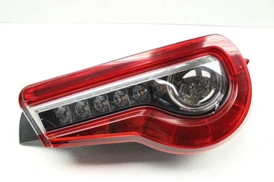 Conjunto de luz trasera derecha para pasajeros Subaru BRZ 2018 fabricante de equipos originales de fábrica 17-20 Foto 1 de 4