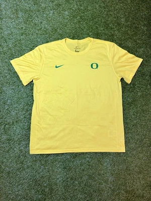 Nike Oregon Ducks Track And Field Team Issued Shirt Men’s XL Yellow Green - Image 1 of 4