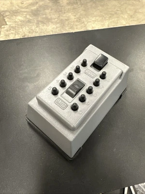 B-1. KIDDE 1017 Lock Box,Titanium,Push Button,5 Keys 45EU94 - Image 1 of 4