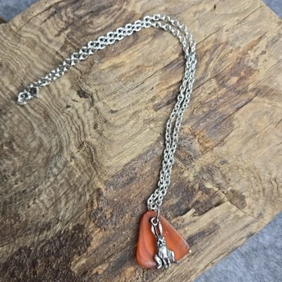 Collar corto de cristal de mar conejo de Pascua cadena tono plata Foto 1 de 4