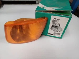 Ford Escort linke Ecke gelbe Blinkerlampe - 1990-92 LPB349 - Bild 1 von 5