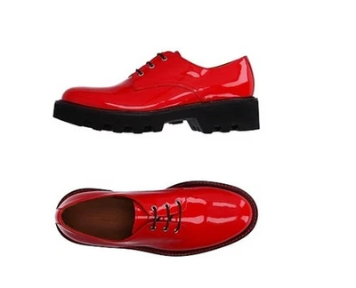 Zapatos Oxford Emporio Armani rojos, para mujer talla 9,5. Foto 1 de 4