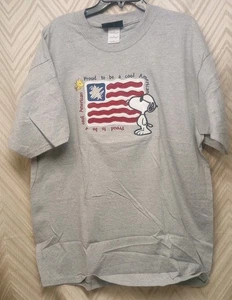 Peanuts Snoopy & Woodstock - Proud Cool American Flag- Gray Shirt. XL New - Picture 1 of 5