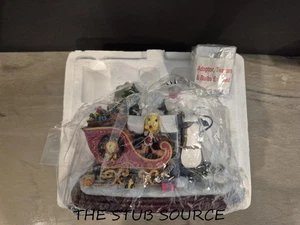 Danbury Mint Looney Tunes’ Tweety Christmas Sleigh Lighted Figurine Vintage 2004 - Picture 1 of 9