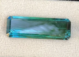 21.56 CRT Bicolors Blue greenTourmaline Natural Earth MinedUnheated Faceted - Picture 1 of 7