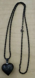 Colgante de plata de ley 925 grabado corazón hinchado con cadena DE COLECCIÓN - Imagen 1 de 5