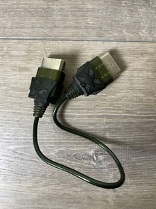 Intec Color Game Screen AV In Out Cable Connector Cord for Original Xbox - Picture 1 of 2
