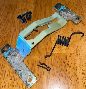 93-98 Jeep Grand Cherokee Jeep ZJ NP242 4WD Transfer Case Shifter Gate - Picture 1 of 8