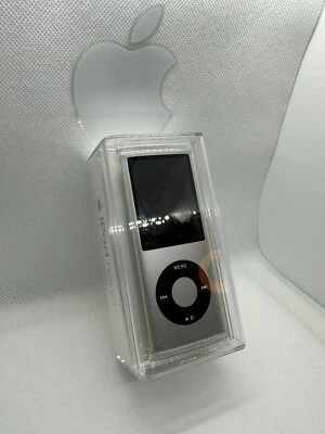 Apple Ipod Nano 4G 4ª Generazione Argento 8GB Nuovo Collezionista A1285 MB598ZD - Immagine 1 di 4