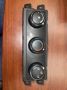 08 TO 10 Dodge Caravan Rear Ax/heater Control Unit  - Bild 1 von 6