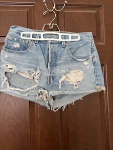 Levis 501 Cut Off Jean Shorts Womens sz 30W Blue Denim Button Fly Classic Cotton - Imagen 1 de 4