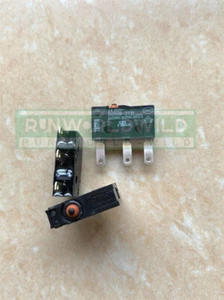 1 PIEZA NUEVO Para D2SW-3TB 2A 250VAC Impermeable Microinterruptor - Imagen 1 de 3