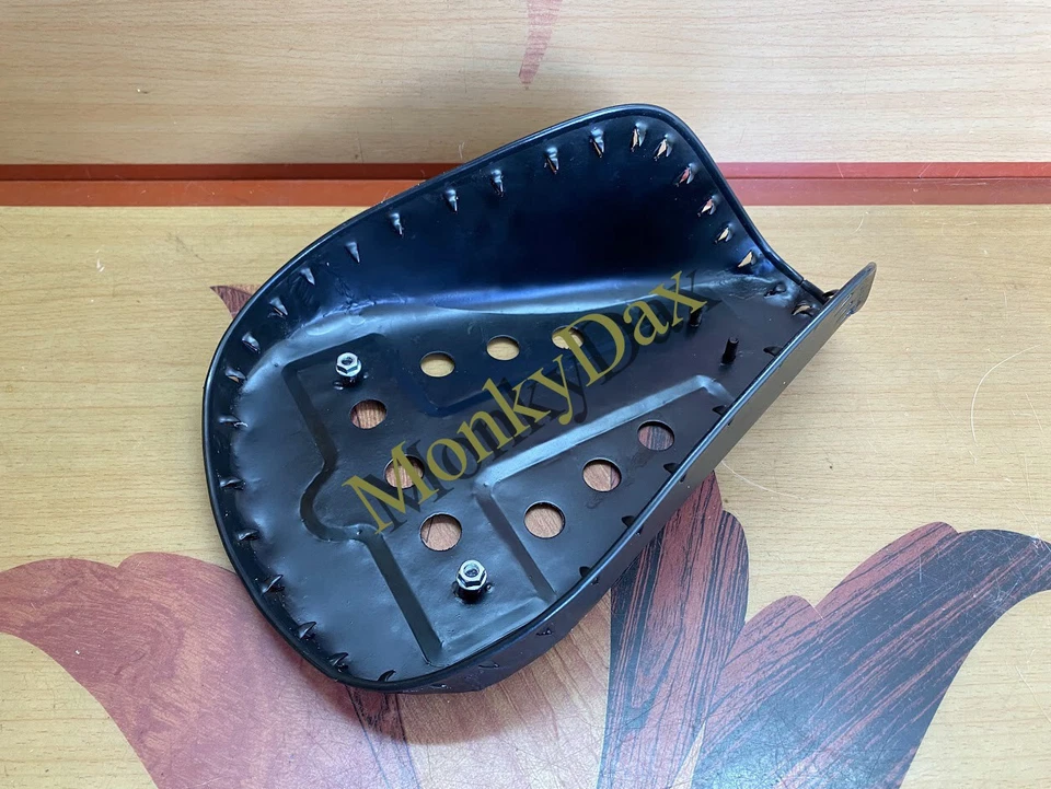 Honda Mini Trail QA50 1970-1972 asiento panorámico. Monkey Bike QA 50 K0 Sillín Base Metal Foto 1 de 4