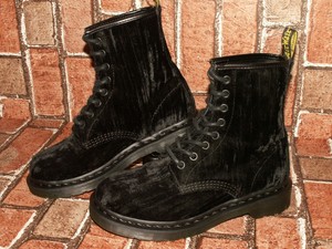 Las mejores ofertas en Botas de Combate Dr. Martens Terciopelo para mujeres  | eBay