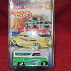 Hot Wheels DAIRY DELIVERY World of Wheels GREEN W/RR CAR SHOW CUSTOMS - Picture 1 of 7