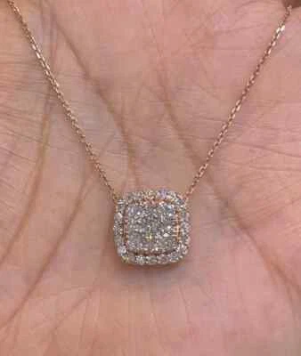 Colgante halo cojín moissanita corte redondo de 2,20 quilates chapado en oro rosa de 14 quilates cadena de 18" Foto 1 de 4