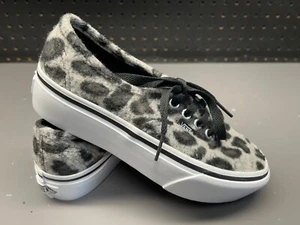 Vans Off The Wall Sneakers Women's US Size 6  Faux Fur Animal Print Worn Once  - Picture 1 of 5