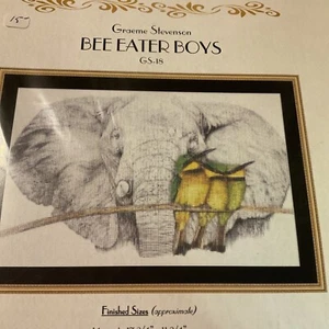 Bienenfresser Jungen Mystic Stitch Kreuzstichmuster Elefant Vögel 2005 Neu in Verpackung - Bild 1 von 3