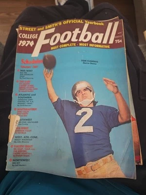 1974 Street & Smith's Official College Football Yearbook - Tom Clements on cover - Image 1 of 3