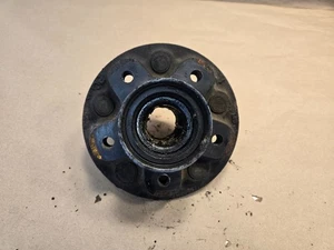 Jaguar XJ6 XJS Front Wheel Hub Assembly CBC1867 - Picture 1 of 5