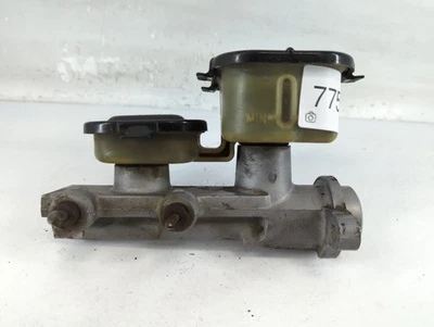 Dodge Ram 1500 1994-1996 cilindro maestro de freno X4CII Foto 1 de 4