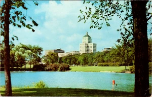 Vintage Postkarte - Elks Club und Cudahy Tower aus Juneau Park Milwaukee Wisconsin  - Bild 1 von 2
