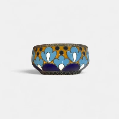 Salero ruso vintage de plata y esmalte Foto 1 de 4