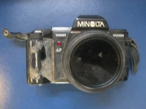 Cámara AF Minolta 7000 Maxxum con lente de 50 mm 1:1,7 con lente HOYA 48 mm PL - Imagen 1 de 8