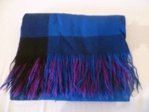 Wolleplaid 100% Wolle, Kunsthandwerk, Handgewebt , 1,50 m x 1,10 m plus je 12 cm - Bild 1 von 4