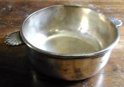 Ancienne écuelle à bouillon légumier métal argenté ,poinçon - Photo 1/4