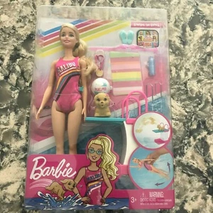 Barbie Swim'n' Dive Playset with Blonde Doll - Picture 1 of 2