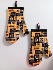 BOSTON BRUINS Hand Made Oven Mitts. Double Insulated - Picture 1 of 1