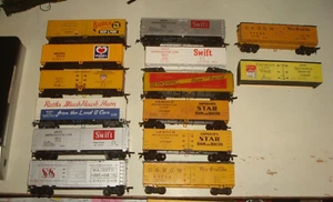 HO.  40' REEFER  CARS. LOT OF 14 - Picture 1 of 7