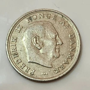 DENMARK 🇩🇰 ONE (1) KRONE COIN 1965 (KING FREDERICK IX) - Picture 1 of 2