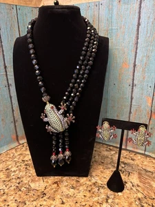 Collana/Orecchini Goccia Perline Ispirati all'Artista "Fabulous and Flashy Tree Frog" - Foto 1 di 10