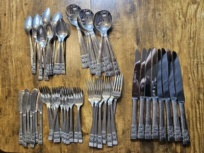 Antiguo juego de cubiertos de plata coronación comunitaria ONEIDA ¡¡64 piezas!!! Foto 1 de 4