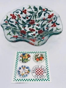 Peggy Karr Christmas Holly & Berries 8.5” Ruffled ROUND Plate - Picture 1 of 4