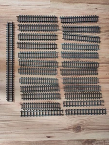 Tri-ang Super 4-Track 56 X Curves,  26x Straights, Crossing Gate , 2x Crossover - Picture 1 of 7