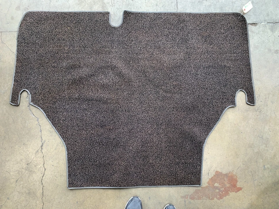 1973 BMW Baviera / Tapete alemão importado para porta-malas - Imagem 1 de 1