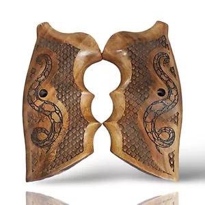 Royal Craft Collection - Impugnature in legno incise artigianali per Colt Pitone - Foto 1 di 16