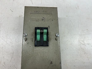 Magnetrip S2-30 Leitungsschutzschalter 2-polig 30 Ampere 120/240 Volt mit Gehäuse Zinsco - Bild 1 von 9