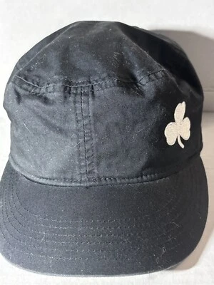 GORRA KATE LORD NEGRA CON TRÉBOL GRIS EN MUY BUEN ESTADO  Foto 1 de 4
