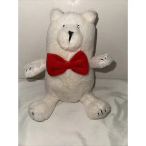 Juguete de peluche Giggle Scape Bear con pajarita roja Target 2024 - Imagen 1 de 4